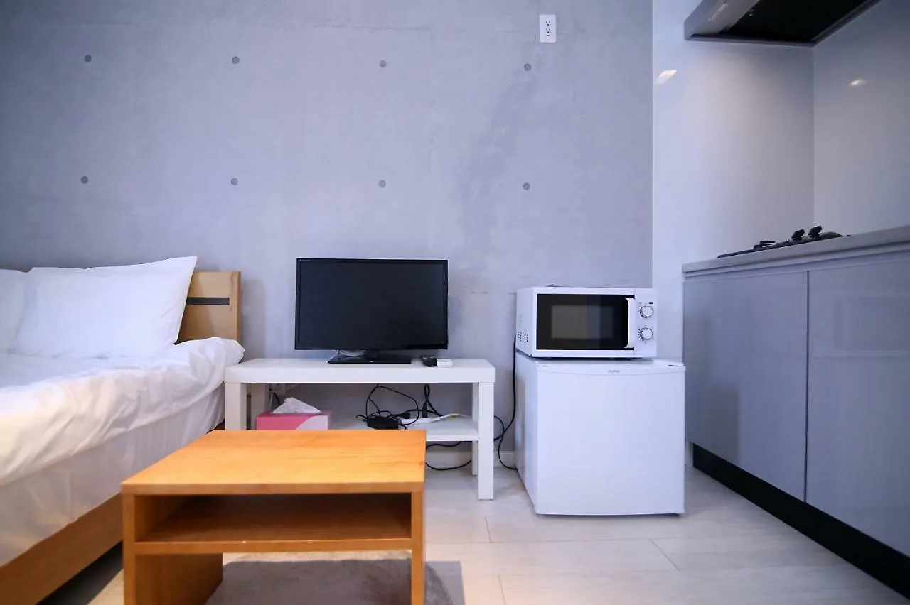 Asakusa Koma House Tokio 2*,